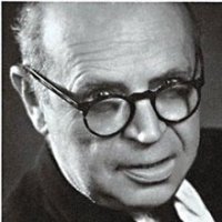Poul Henningsen